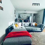Apartment 8ight Brasov