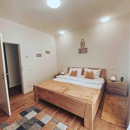 8ight * Braşov
